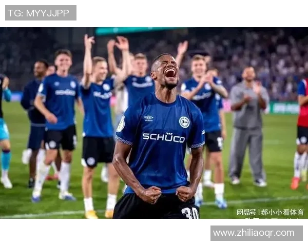 比勒费尔德迎战法兰克福争夺德甲宝贵积分的激烈对决